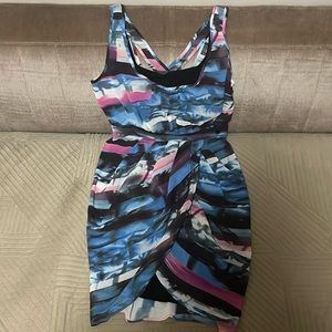 Women’s Guess Watercolor Chiffon Blue/Black/Pink Tulip Pleated Dress, Size 4